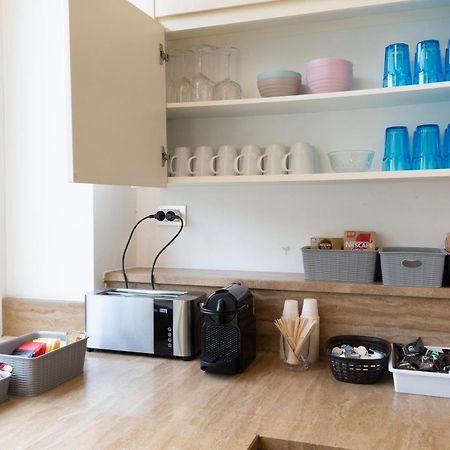 Vittore Rooms & Apartment Milan Exterior photo