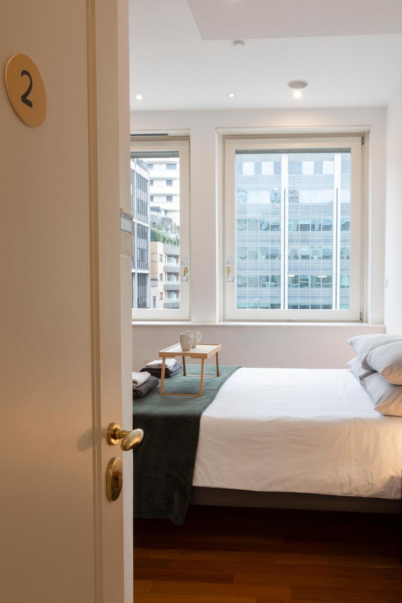 Vittore Rooms & Apartment Milan Exterior photo